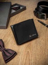 Pierre Andreus Skórzany portfel męski w wersji poziomej z membraną RFID Stop. Portfele męskie PIERRE ANDREUS, bez wzorów. Za 146.84 zł.