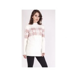 Sweter w skandynawskie wzory, SWE128 ecru/róż MKM. Czerwone swetry damskie Mkm swetry, na zimę, z dzianiny. Za 143.00 zł.