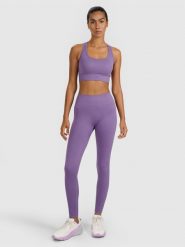 4F Legginsy treningowe bezszwowe damskie - fioletowe M/L. Czerwone legginsy damskie 4f, l, bez wzorów, z dzianiny, z podwyższonym stanem, na fitness i siłownię. Za 129.99 zł.