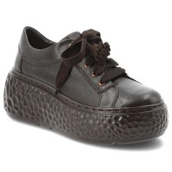 Sneakersy damskie Armodo o sznurowanym fasonie z ozdobnym pomponem i wysoką fakturowaną platformą brązowe, 8701A Rock Mocca. Brązowe półbuty damskie Armodo, bez wzorów, z jeansu, rockowe, bez obcasa, na platformie, bez zapięcia. Za 559.00 zł.