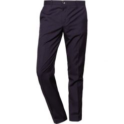 PS by Paul Smith MENS MID FIT Spodnie garniturowe dark blue. Spodnie materiałowe męskie PS by Paul Smith, z materiału. Za 879.00 zł.
