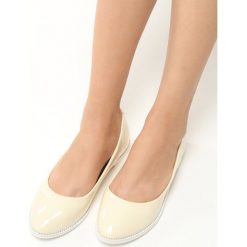 Żółte Baleriny Serlee. Baleriny damskie marki NEWFEEL. Za 49.99 zł.