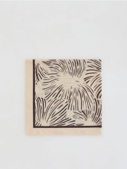 Wzorzysta chustka - ciemnobrązowy. Brązowe szaliki i chusty damskie Reserved, bez wzorów. Za 49.99 zł.