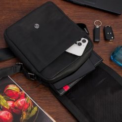 Torba męska skórzana na ramię zgrabna elegancka Beltimore czarna N36. Czarne torby na ramię męskie bez wzorów, eleganckie, na ramię. Za 199.99 zł.