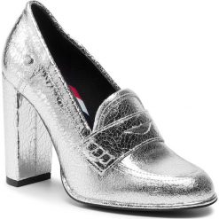 Półbuty TOMMY HILFIGER - Crackle Metallic High Pump FW0FW04046 Silver 000. Półbuty damskie marki Tommy Hilfiger. Za 699.00 zł.