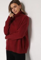 Bordowy Golf w Klasycznym Stylu Linagela. Czerwone swetry damskie Born2be, bez wzorów, z jeansu, klasyczne, bez kołnierzyka, bez ramiączek, bez kaptura. Za 89.99 zł.