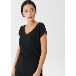 T-shirt z metalizowanym włóknem - Czarny. Czarne t-shirty damskie House, z włókna. Za 35.99 zł.