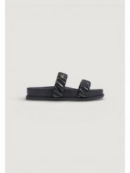 Armani Exchange Klapki XW002574 AF22799 UC001 Czarny. Czarne klapki damskie Armani Exchange, bez wzorów, ze skóry, bez obcasa. Za 599.99 zł.