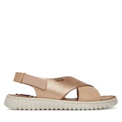 Sandały Go Soft. Żółte sandały damskie GO SOFT, bez wzorów, bez obcasa, na płaskiej podeszwie, bez zapięcia. Za 139.99 zł.