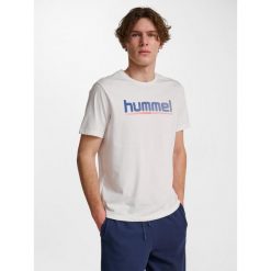 Koszulka Hummel Pulse Graphic. Białe koszulki sportowe męskie Hummel, bez wzorów, bez kołnierzyka, bez ramiączek, na fitness i siłownię. Za 147.00 zł.