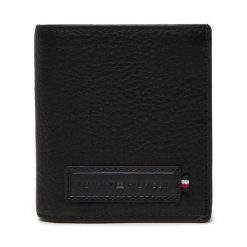 Portfel Tommy Hilfiger. Czarne portfele męskie Tommy Hilfiger, bez wzorów. Za 209.99 zł.