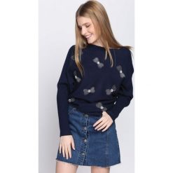 Granatowy Sweter I Just Starting. Niebieskie swetry damskie Born2be, na jesień. Za 69.99 zł.