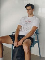 4F T-shirt regular z nadrukiem męski - biały S. Białe t-shirty męskie 4f, m, bez wzorów, z materiału, biznesowe, bez kołnierzyka. Za 69.99 zł.
