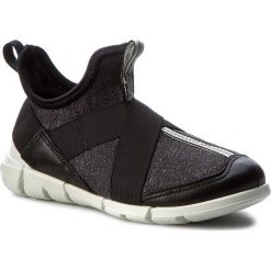 Półbuty ECCO - Intrinsic Sneaker 70507254610 Black/Black/White. Półbuty chłopięce marki ecco. W wyprzedaży za 239.00 zł.