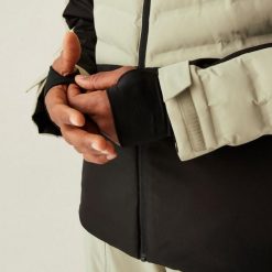 Kurtka narciarska męska z membraną Ollie III Dare 2b. Czarne kurtki snowboardowe męskie Dare 2b, l, bez wzorów, z poliesteru, bez kaptura, narciarskie. Za 389.99 zł.