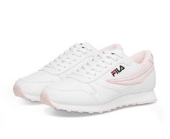 Buty sportowe damskie Fila Orbit. Białe obuwie sportowe damskie Fila, bez wzorów, z materiału, trekkingowe. Za 169.00 zł.