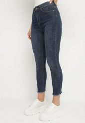 Granatowe Jeansy o Fasonie Slim z Gumką w Pasie Belirane. Niebieskie jeansy damskie Born2be. Za 49.99 zł.