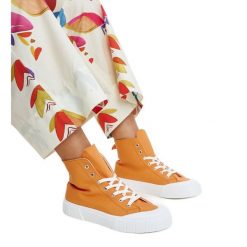 Pomarańczowe wysokie trampki Vinka. Brązowe trampki i tenisówki damskie bez wzorów, z tkaniny, eleganckie, bez zapięcia. Za 81.83 zł.