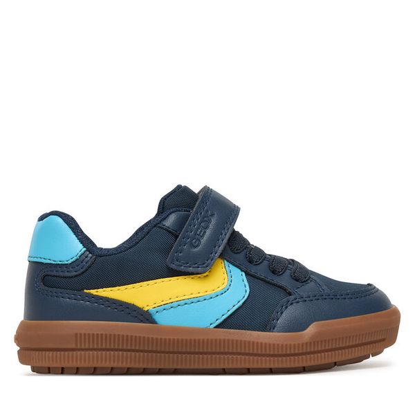 Sneakersy Geox. Niebieskie trampki i tenisówki chłopięce Geox, bez wzorów, bez zapięcia. Za 183.99 zł.