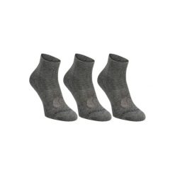 Skarpety sportowe RS160 3 pary. Szare skarpety męskie ARTENGO. Za 14.99 zł.
