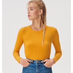 Sweter z fakturą w prążki - Żółty. Swetry damskie Sinsay. Za 39.99 zł.