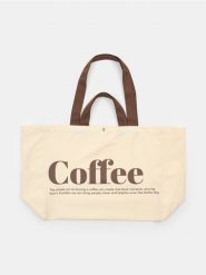 Torba shopper z napisem Coffee - brązowy. Brązowe torebki shopper damskie Sinsay, bez wzorów, bez dodatków. Za 29.99 zł.