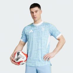 Koszulka Juventus 25/26 Away Authentic. Niebieskie koszulki sportowe męskie Adidas, bez wzorów, bez kołnierzyka, bez ramiączek, do piłki nożnej. Za 649.00 zł.