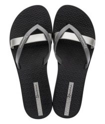 Japonki damskie Ipanema Kirei. Czarne klapki damskie Ipanema, bez wzorów, z materiału, wakacyjne, bez obcasa. Za 94.99 zł.