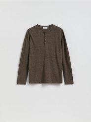 Sweter henley - szary. Szare swetry przez głowę męskie Reserved, l, bez wzorów, z dzianiny, bez kołnierzyka. Za 119.99 zł.