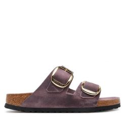 Klapki Birkenstock. Fioletowe klapki damskie Birkenstock, bez wzorów, bez obcasa. Za 539.99 zł.