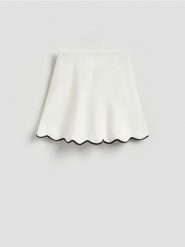 Spódnica z kontrastową lamówką - wielobarwny. Spódnice damskie Reserved, l, bez wzorów, z bawełny. Za 99.99 zł.