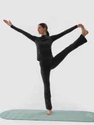 4F Legginsy do jogi z wysokim stanem damskie - czarne XL. Czarne legginsy damskie 4f, s, bez wzorów, z dzianiny, z podwyższonym stanem, długie, na fitness i siłownię. W wyprzedaży za 79.99 zł.