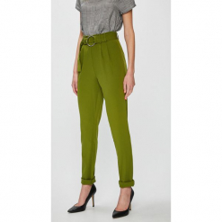 Pieces - Spodnie Katherine. Szare spodnie materiałowe damskie Pieces, z poliesteru. W wyprzedaży za 149.90 zł.