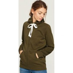 Dzianinowa bluza z kapturem - Khaki. Bluzy damskie marki Sinsay. Za 39.99 zł.