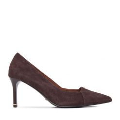 Szpilki MEXX. Brązowe szpilki damskie Mexx, bez wzorów, bez obcasa, bez zapięcia. Za 329.99 zł.