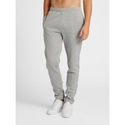Spodnie dresowe sportowe Hummel GG12 Sweat Pants męskie szare. Szare krótkie spodenki sportowe męskie Hummel, m, bez wzorów, z dresówki, do piłki ręcznej. Za 201.00 zł.