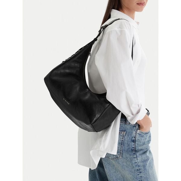 Torebka G-Star Raw. Czarne torebki do ręki damskie G-Star Raw, bez wzorów, klasyczne, bez dodatków. Za 148.99 zł.