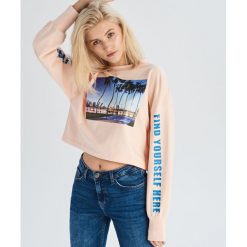 Bluza z fotograficznym nadrukiem - Różowy. Bluzy damskie Sinsay. W wyprzedaży za 29.99 zł.