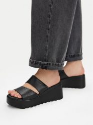 G-Star Raw Klapki CEO-WI16-14944-02 Czarny. Czarne klapki damskie G-Star, bez wzorów, ze skóry, retro, bez obcasa. Za 149.99 zł.