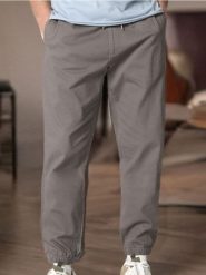 Spodnie jogger - szary. Szare spodnie materiałowe męskie Sinsay, bez wzorów. Za 49.99 zł.