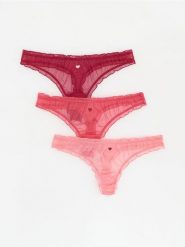 Majtki stringi 3 pack - różowy. Czerwone stringi damskie Reserved, l, bez wzorów. Za 59.99 zł.