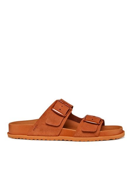 Geox Klapki D Sandybett D558RA 00022 C6014 Brązowy. Brązowe klapki damskie Geox, bez wzorów, ze skóry, bez obcasa. Za 359.99 zł.