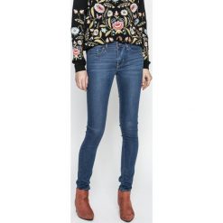 Levi's - Jeansy 711. Jeansy damskie marki Levi's. W wyprzedaży za 259.90 zł.