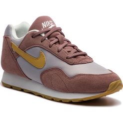 Buty NIKE - Outburst AO1069 201 Smokey Mauve/Wheat Gold. Obuwie sportowe damskie marki Nike. W wyprzedaży za 319.00 zł.