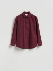 Koszula regular z bawełny egipskiej - karminowy. Czerwone koszule męskie Reserved, l, bez wzorów, z bawełny, bez kołnierzyka, bez ramiączek. Za 139.99 zł.