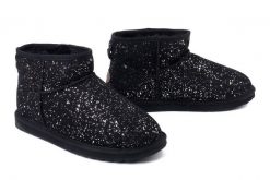 EMU AUSTRALIA W13186 Stinger Micro Milkyway black, botki damskie. Czarne botki damskie Emu Australia, ze skóry, bez obcasa, bez zapięcia. Za 699.90 zł.