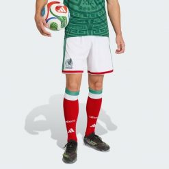Spodenki domowe Meksyk 26. Białe krótkie spodenki sportowe męskie Adidas, s, bez wzorów, z materiału, do piłki nożnej, climacool (adidas). Za 199.00 zł.