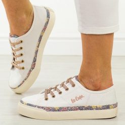 Białe trampki damskie Lee Cooper 3642. Białe trampki i tenisówki dziewczęce Lee Cooper, na lato, bez wzorów, z jeansu, bez zapięcia. Za 179.00 zł.