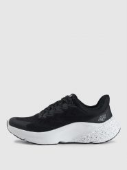 4F Buty do biegania Freemove Elevated Mesh damskie - czarne 38. Czarne obuwie sportowe damskie 4f, bez wzorów, z gumy, do biegania. Za 339.99 zł.