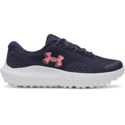 Damskie buty do golfa bez kolców Under Armour Surge. Białe obuwie sportowe damskie Under Armour, bez wzorów, z materiału, na golfa. Za 407.05 zł.